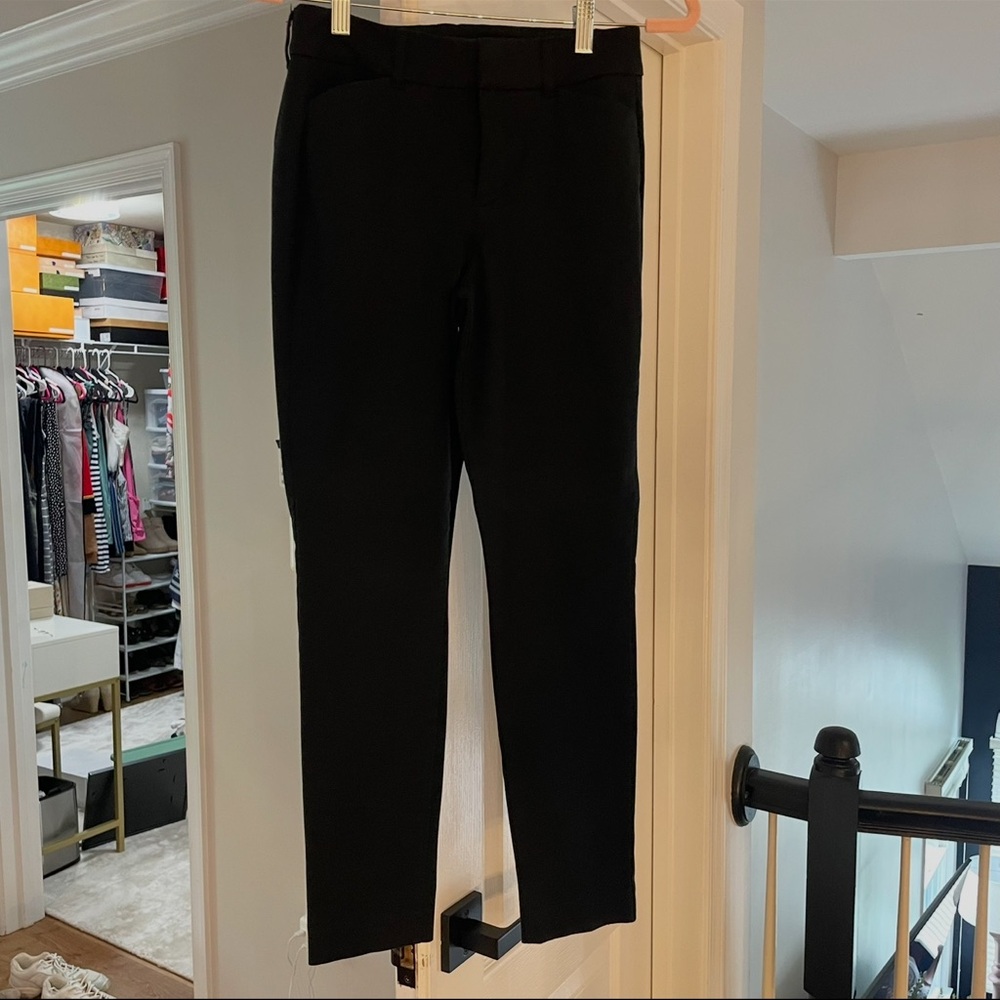 Old Navy pixie High Rise Secret-Slim Pockets Women's Black Trousers